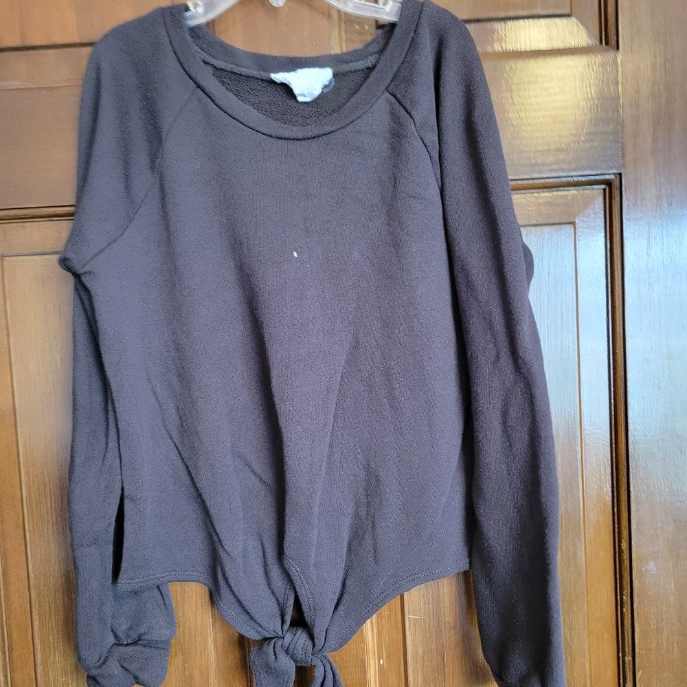 Ivy + Main Sweatshirt - Black (L)